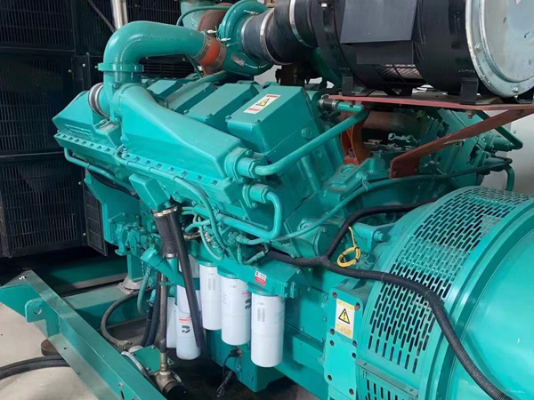 长白更换100kW柴油发电机组机油时，需要注意哪些事项？